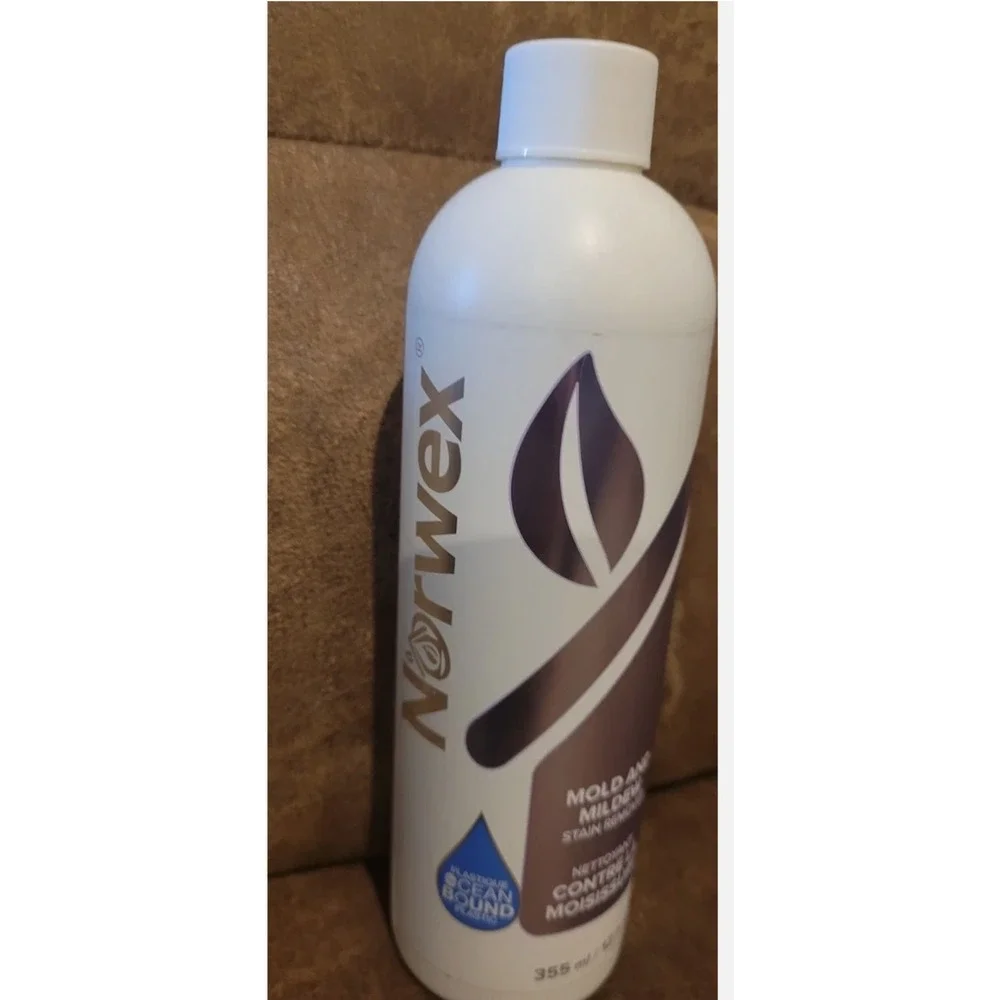 NEW Norwex Mold and Mildew Stain Remover With Spray Top
